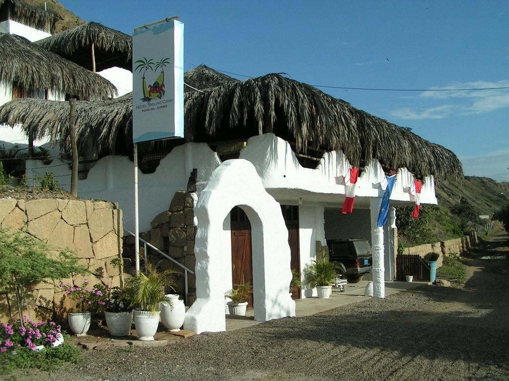 Hotel Smiling Crab Canoas de Punta Sal Exterior foto